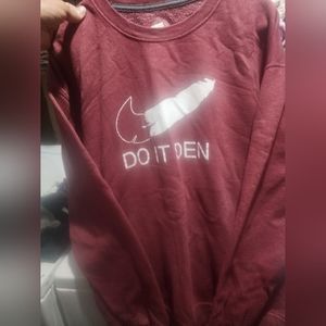 Size XL "Do it Den" with feather s'nike "swipe"